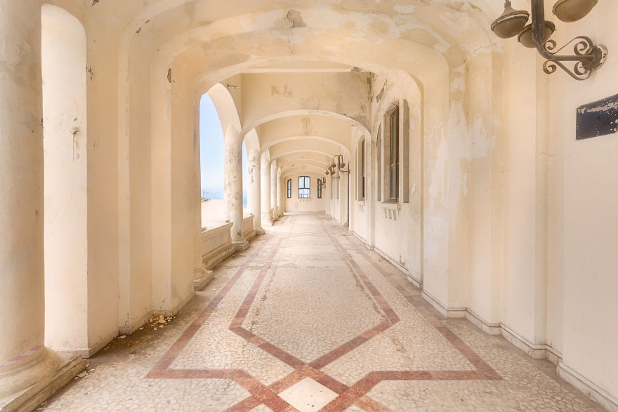 casino, photography, architecture, Roman Robroek, Romania, amazing, stunning, wow, beautiful