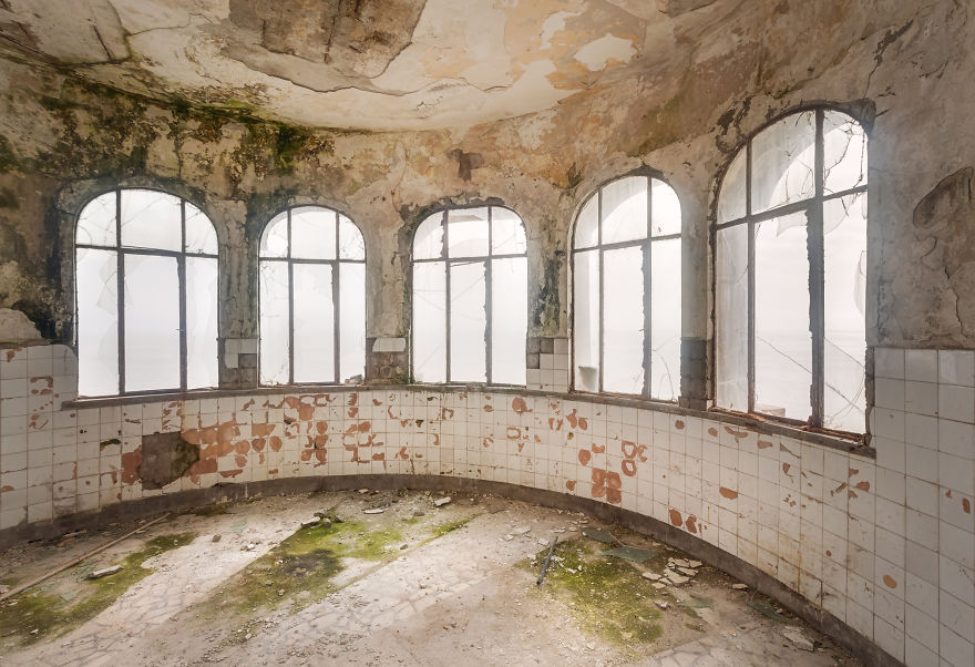 casino, photography, architecture, Roman Robroek, Romania, amazing, stunning, wow, beautiful
