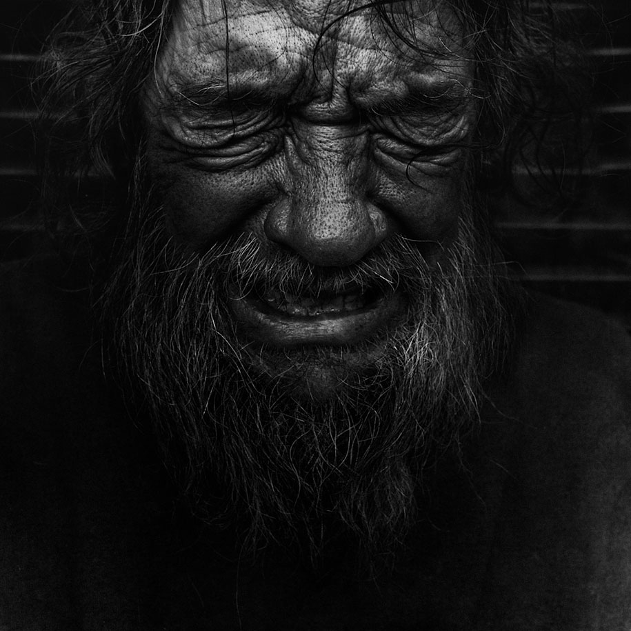 Lee jeffries, lee jeffries photography, amazing, homeless around the world, homeless people, homeless man photos, homeless peoples photos, man without home in america, omg, photographer, photography, portraits, photo series, london, viral, фото, aaron draper, self taught photographer, black & white photography, black & white portraits, street photography