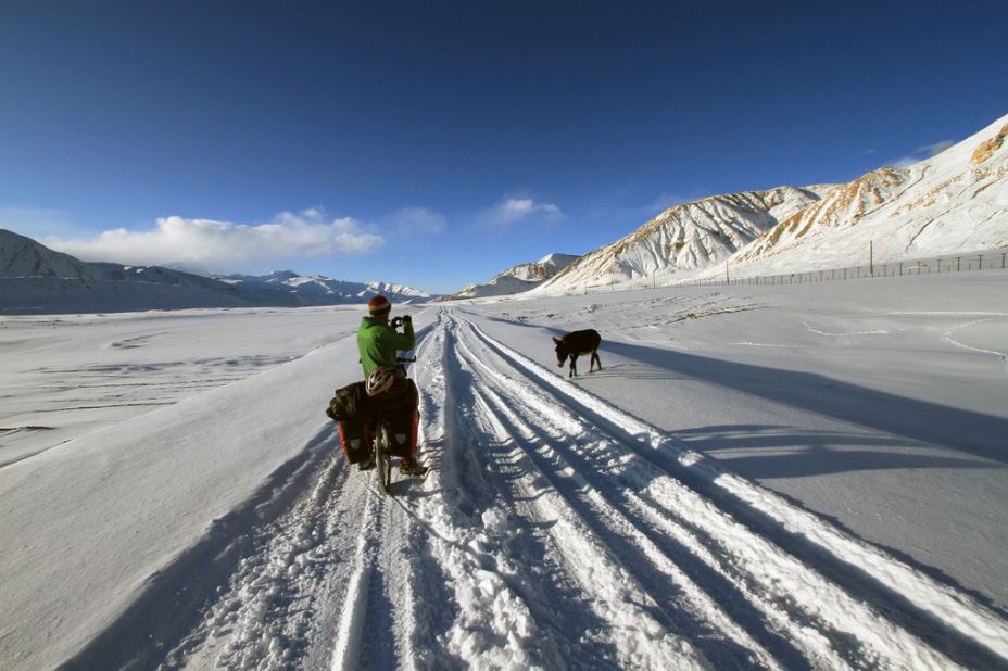 tajikistan, pamir highway, tajikistan tourism, tajikistan tourist attractions, highest road in the world, dangerous road in the world, tajikistan facts