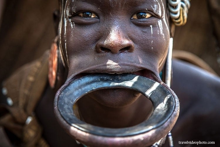 africa, african tribe, ethiopia tribe, culture, ethnic groups in africa, ethnic groups disappear, mursi people, tribes, travel, ethiopia, mursi tribe lip plates, mursi tribe culture, plate in lip tribe, lip plates, tradition, worst in the world, lip Plate Tribe, most weird peoples