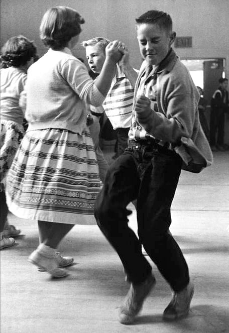 old school cool, reddit old school, coolest people ever, old school cool photos, amazing vintage photos, badass old photo, black & white photo, historical pictures, rare photos