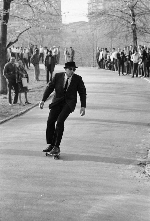 old school cool, reddit old school, coolest people ever, old school cool photos, amazing vintage photos, badass old photo, black & white photo, historical pictures, rare photos