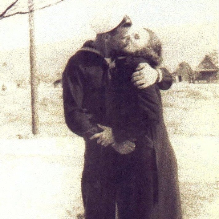 old school cool, reddit old school, coolest people ever, old school cool photos, amazing vintage photos, badass old photo, black & white photo, historical pictures, rare photos