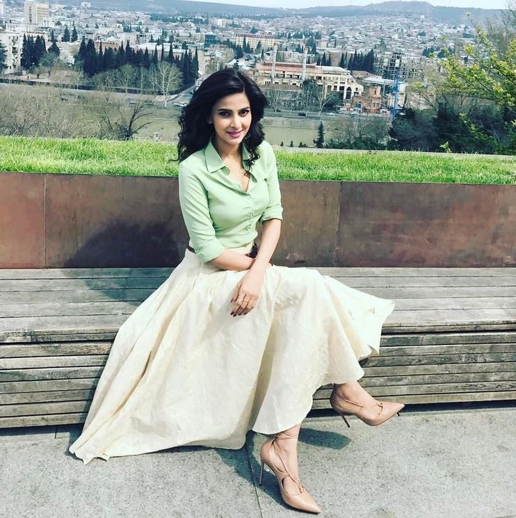 saba qamar ,saba qamar hot photos,saba qamar pakistani actress, bollywood actress,hot celebs