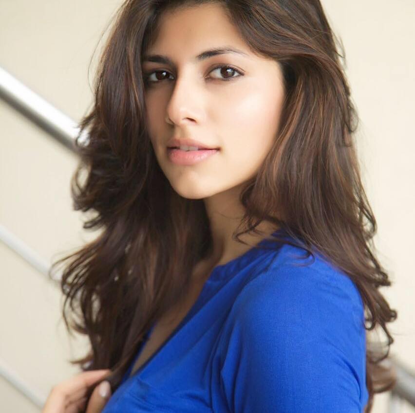 vanya mishra ,vanya mishra hot photos,vanya mishra tamil actress, bollywood actress,hot celebs
