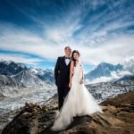 11 Epic Pics of Couple Who Gets Married On Mount Everest (1)