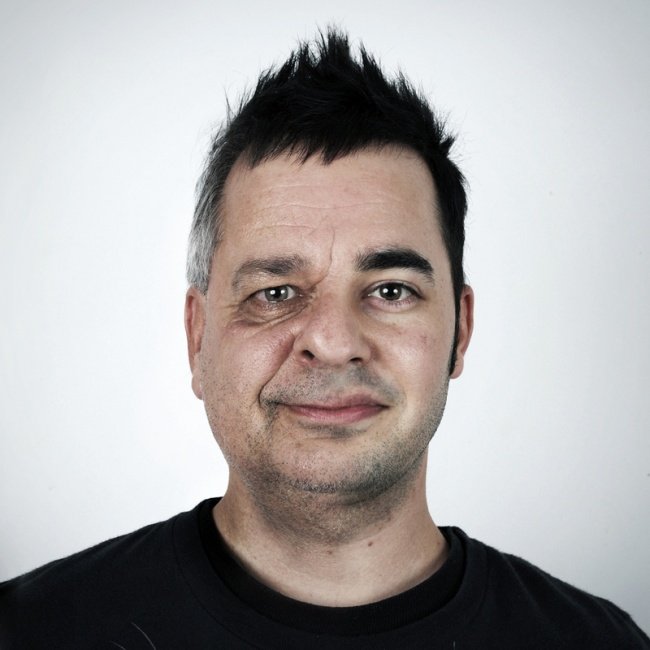 photography, ulric collette, viral, portraits, family portraits, half faces photos, split faces photos, men vs women, genetic portraits, half brother, half sister