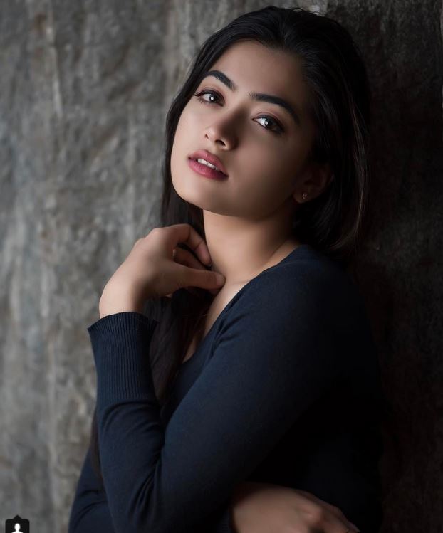 Rashmika mandanna ,rashmika mandanna hot photos,rashmika mandanna sandalwood actress, hot celebs,