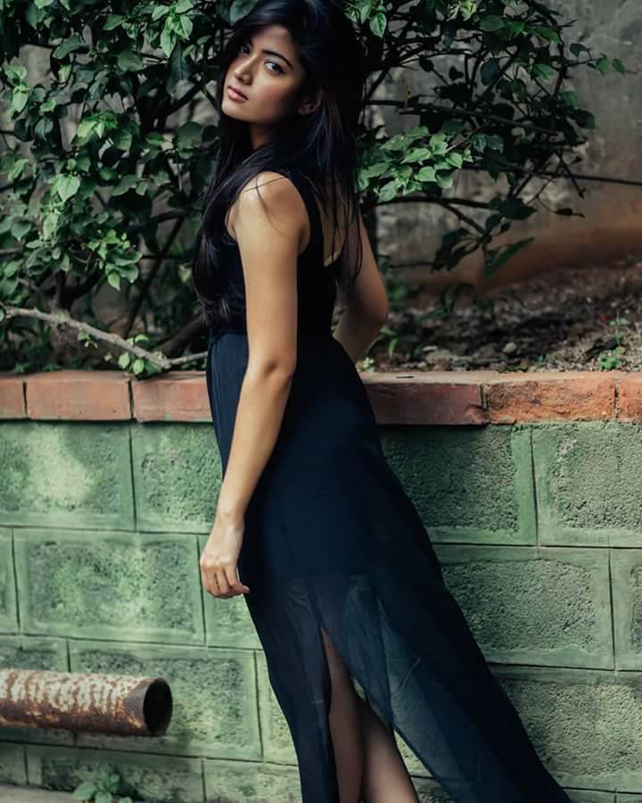 rashmika mandanna ,rashmika mandanna hot photos,rashmika mandanna sandalwood actress, hot celebs,