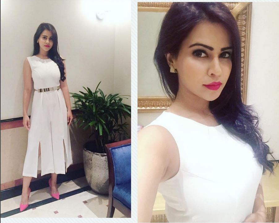  sharmiela mandre ,sharmiela mandre hot photos,sharmiela mandre sandalwood, sandalwood star