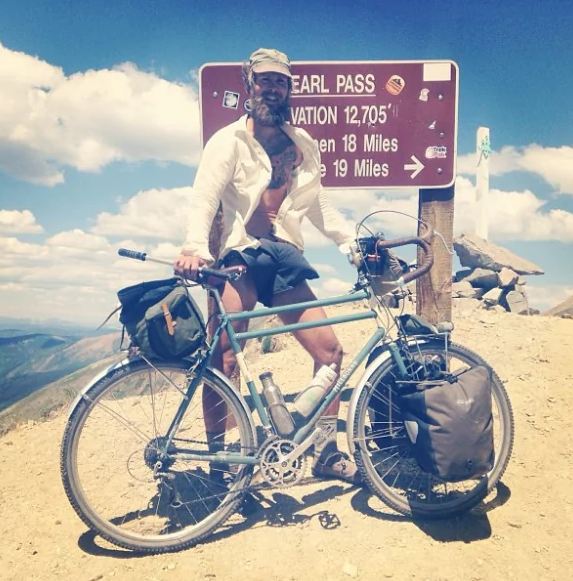 ultra romance bike, juan cool romance, cycling holiday, adventure, amazing, cool, bicycle, travel, ultra romance, bicycle touring, benedict