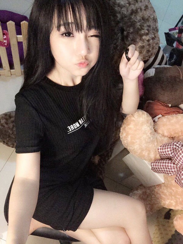 Viral, asia, asian girl, hot girl, cute, aww, vietnamese girl, beautiful, dishwasher girl, sexy asian, vietnam, hottest asian, sexiest asian, hottest asian, sexiest asian