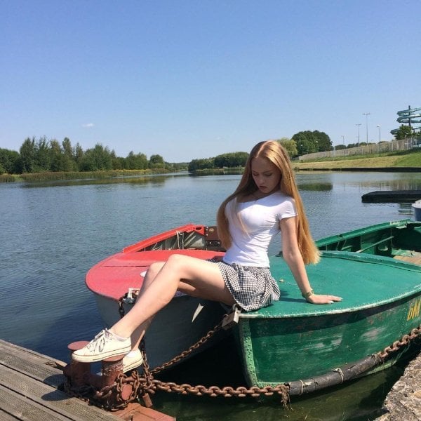 hot mathematics teacher, hottest math teacher woman, russian, belarus, belarus hot, oksana neveselaya