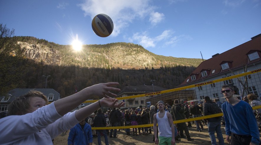 Norway, rjukan, rjukan mirrors, 6 month night 6 month day, solar mirror, giant mirrors