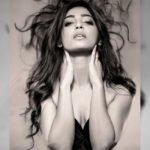 radhika-apte-super-sexy-hd-picture
