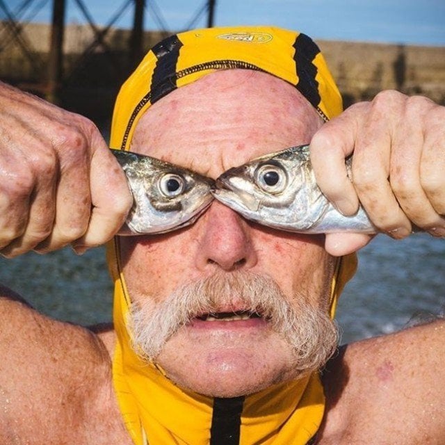 photos clicked at perfect time, perfectly timed photos funny, photography, creative, instagram, viral, best group photo, photo ideas, group photo ideas, funny photos