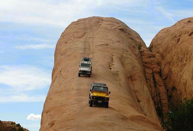 usa, united states, lion's back, hell’s revenge, mountain biking, extreme 4x4 driving, adventure road, extreme hill climbing 4x4, off-road extreme, car climbing hill