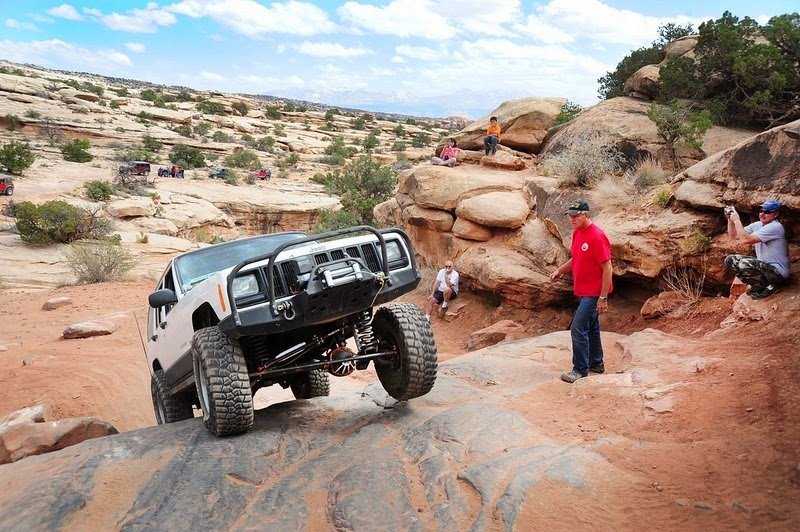 Usa, united states, lion's back, hell’s revenge, mountain biking, extreme 4x4 driving, adventure road, extreme hill climbing 4x4, off-road extreme, car climbing hill