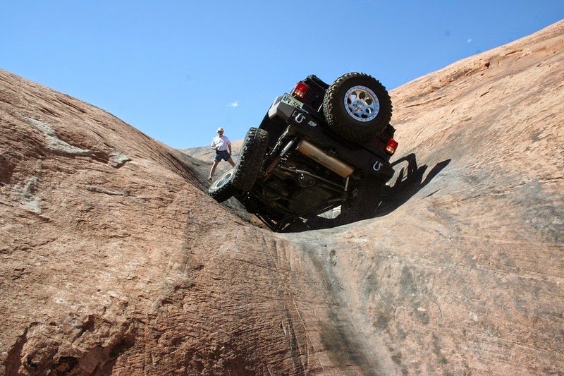 usa, united states, lion's back, hell’s revenge, mountain biking, extreme 4x4 driving, adventure road, extreme hill climbing 4x4, off-road extreme, car climbing hill