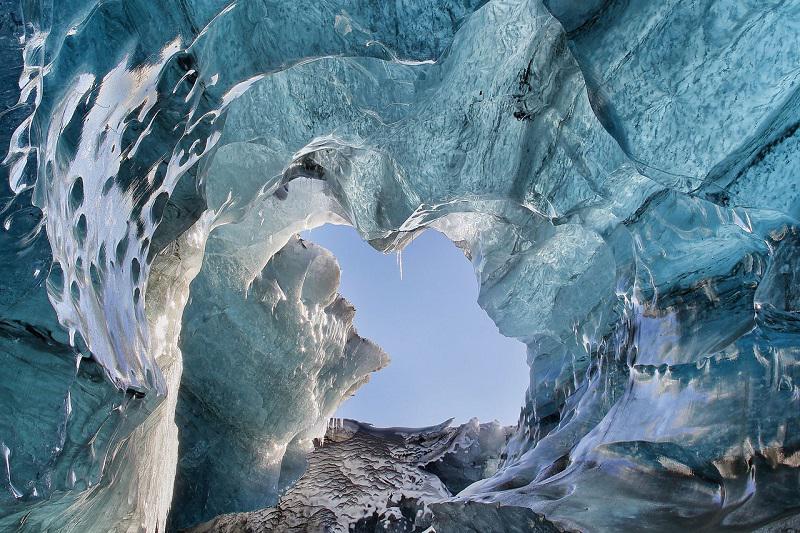 vatnajokull glacier facts, vatnajökull glacier tour, vatnajokull glacier cave, vatnajökull glacier hike, vatnajökull national park, europe, travel, iceland, adventure