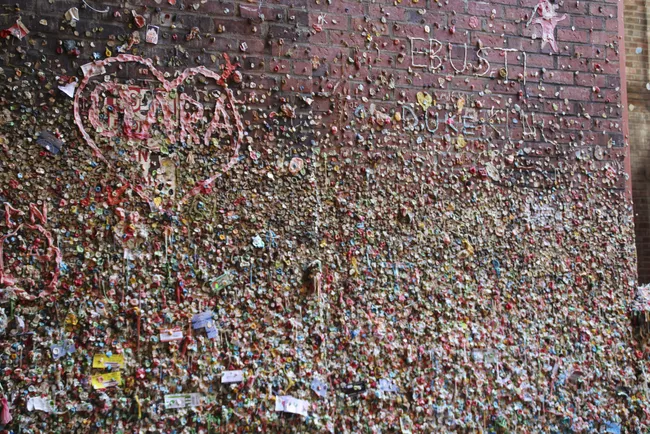 bubble gum walls 15