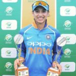 smriti mandhana with awards in hand