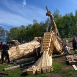 wooden trolls sculptures thomas dambo 16