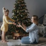 mom daughter christmas finance