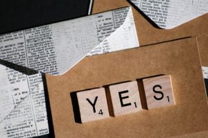 yes typewriter with paper