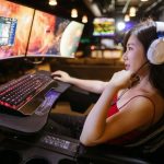 lady playing online game