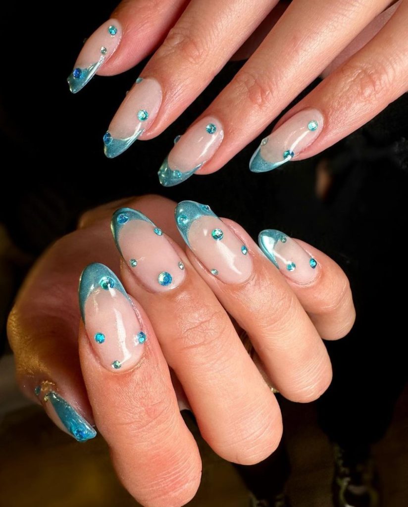 Nail art mermaid sparkles
